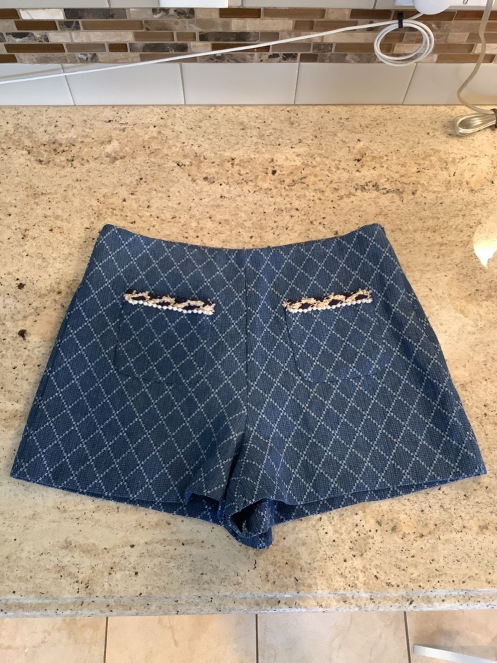 Triple Seven Blue Diamond-Pattern Tweed Shorts Medium